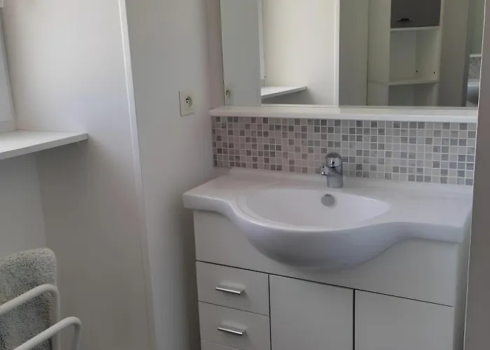 De La Petite Fosse Aux Loups * Sainte-Radegonde (Gironde)