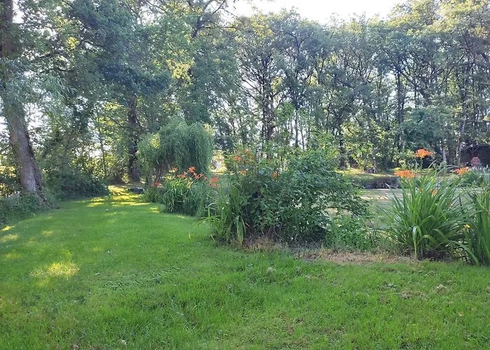 Сasa de vacaciones De La Petite Fosse Aux Loups Sainte-Radegonde (Gironde)