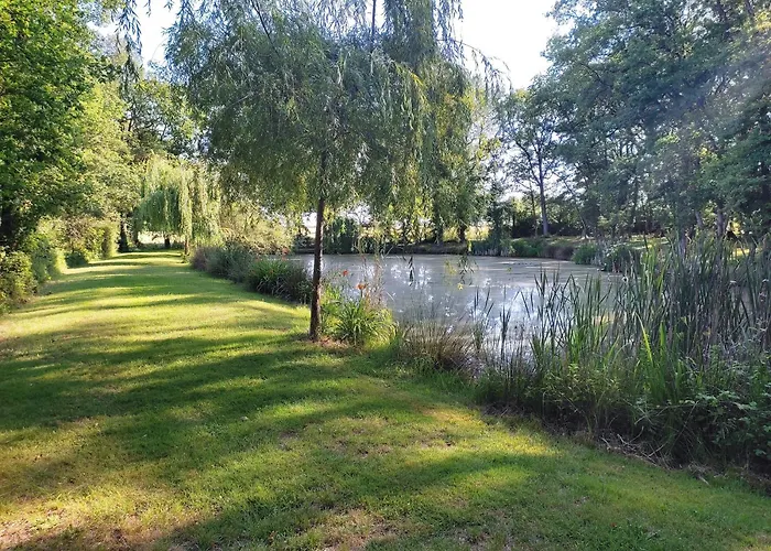 De La Petite Fosse Aux Loups